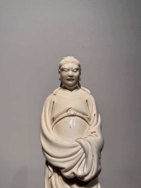 古玩陶瓷德化窯塑像真品鑒賞圖