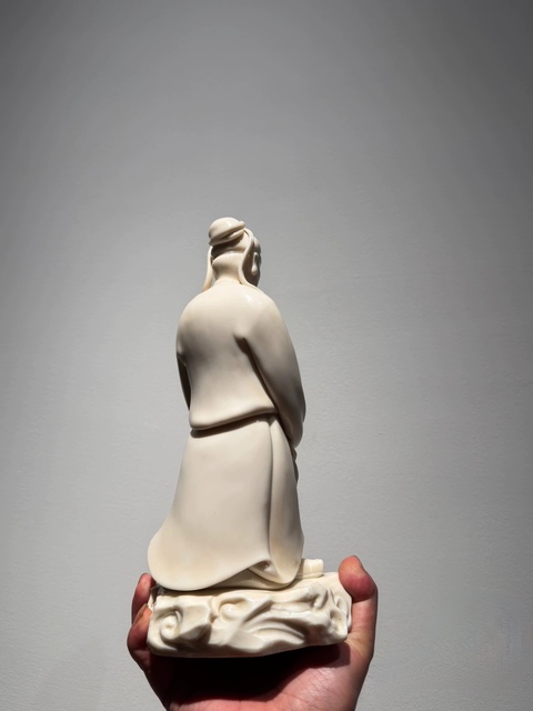 古玩陶瓷德化窯塑像真品鑒賞圖