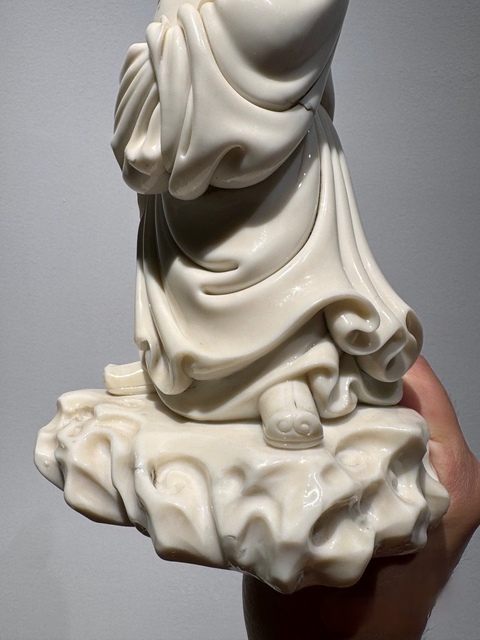 古玩陶瓷德化窯塑像真品鑒賞圖