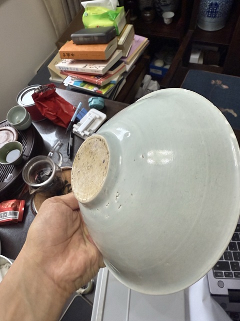 古玩陶瓷南宋影青刻花蓖紋雙魚(yú)紋碗真品鑒賞圖