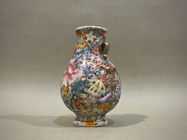 古玩陶瓷粉彩百花不落地紋琵琶尊真品鑒賞圖