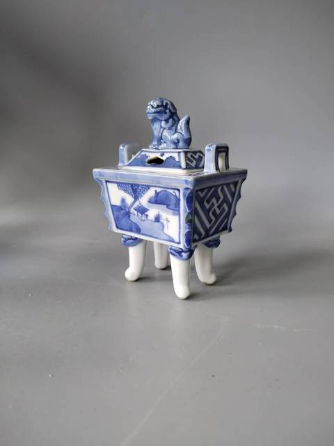 古玩陶瓷民國青花薰爐真品鑒賞圖