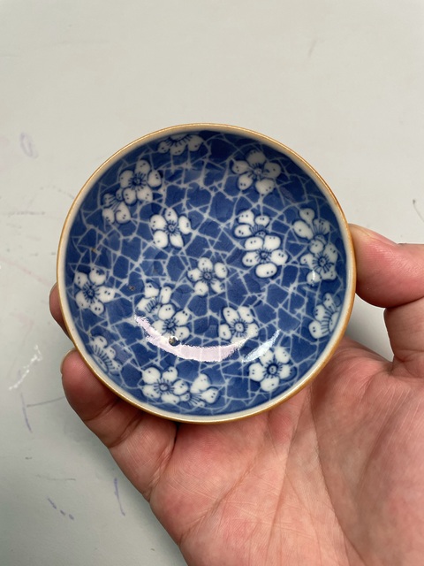 古玩陶瓷晚清青花冰梅小碟真品鑒賞圖