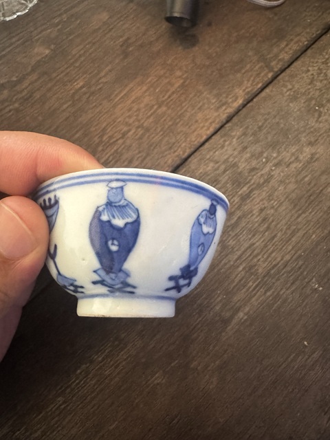 古玩陶瓷青花博古圖茶杯真品鑒賞圖