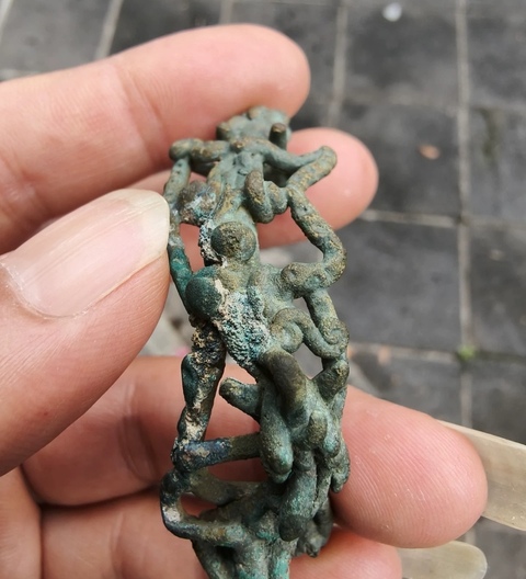 古玩銅器青銅龍真品鑒賞圖