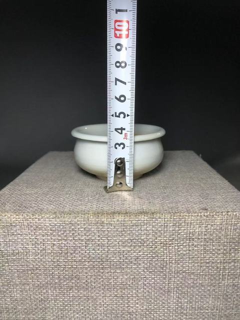 古玩陶瓷德化白瓷香爐真品鑒賞圖