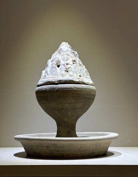 古玩陶瓷鏤空博山爐真品鑒賞圖