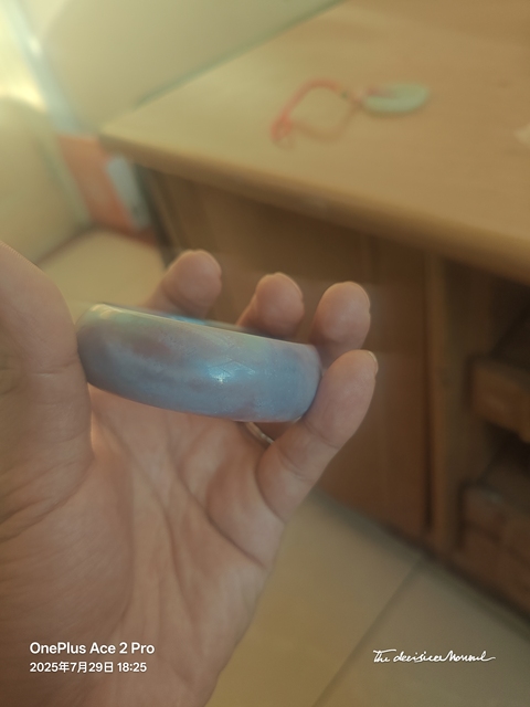 古玩玉器戈壁玉手鐲真品鑒賞圖