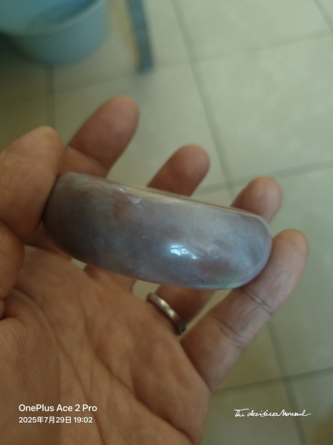 古玩玉器戈壁玉手鐲真品鑒賞圖