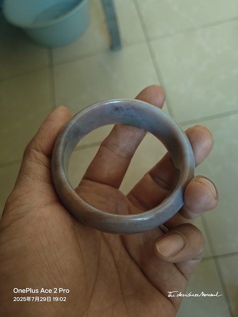古玩玉器戈壁玉手鐲真品鑒賞圖