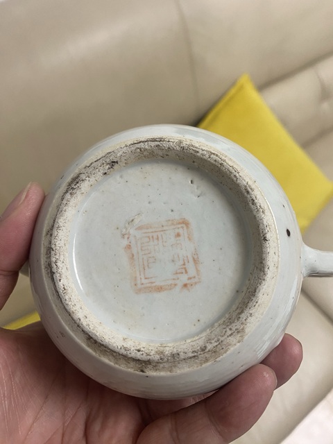 古玩陶瓷民國粉彩壺真品鑒賞圖