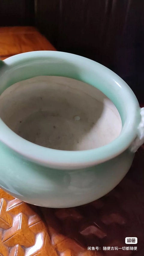 古玩陶瓷豆青釉香爐真品鑒賞圖