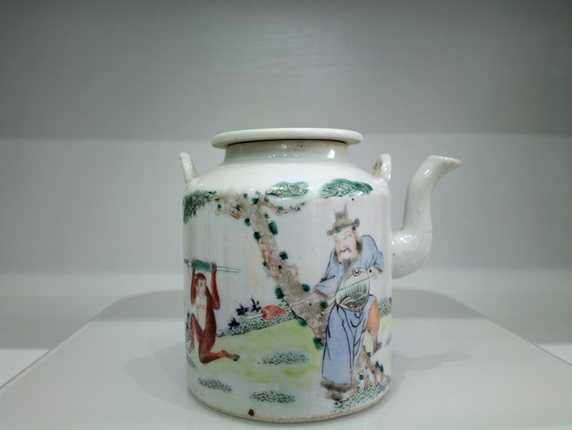 古玩陶瓷高心田款提梁壺真品鑒賞圖