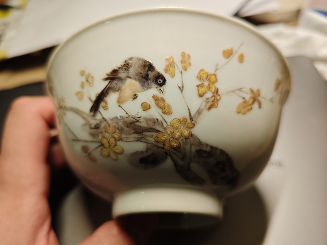 古玩陶瓷花鳥紋粉彩碗真品鑒賞圖