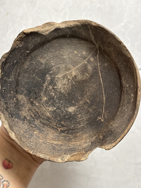 古玩陶瓷高足黑陶真品鑒賞圖