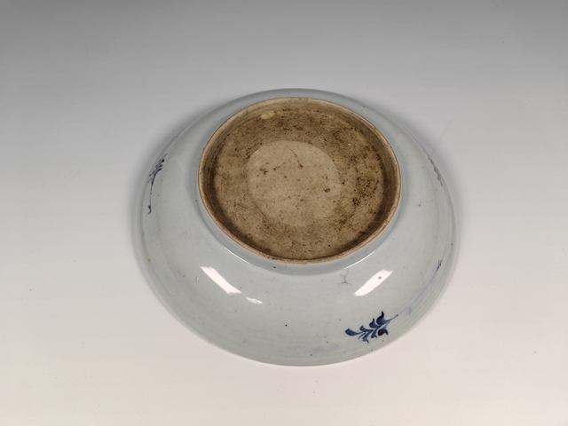古玩陶瓷清雍乾一路連科青花賞盤真品鑒賞圖