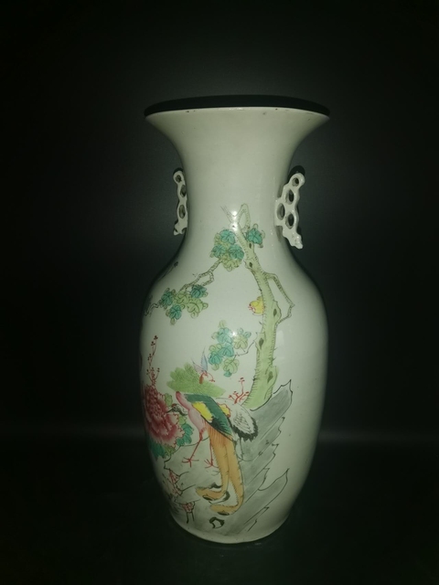 古玩陶瓷粉彩五倫圖撣瓶拍賣,當前價格368元
