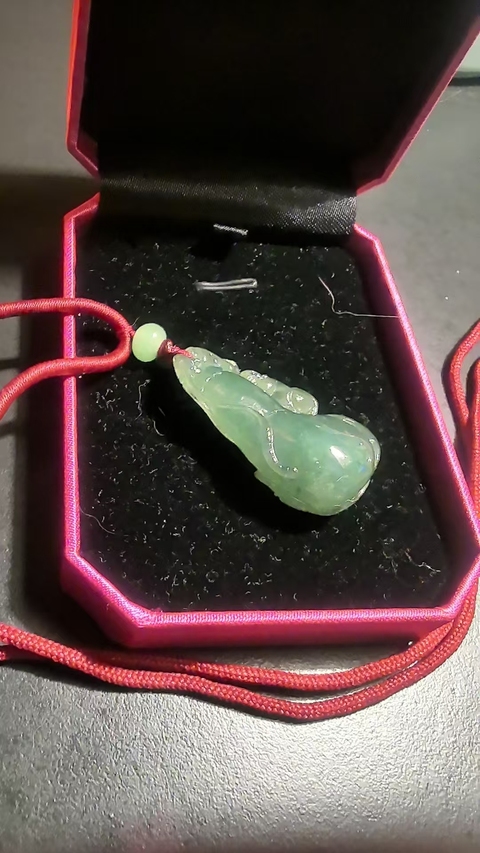 古玩玉器天然翡翠吊墜真品鑒賞圖