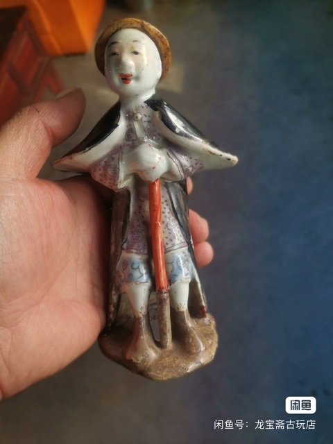 古玩陶瓷粉彩人物造像真品鑒賞圖