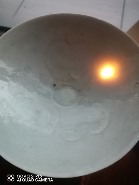 古玩陶瓷青白釉刻云氣紋斗笠碗真品鑒賞圖