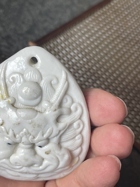 古玩陶瓷德化白瓷牌子真品鑒賞圖