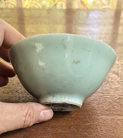 古玩陶瓷豆青釉小碗真品鑒賞圖