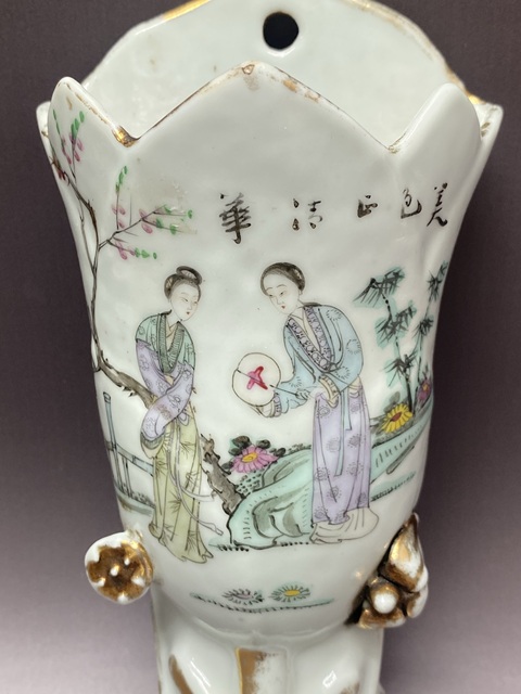 古玩陶瓷民國·桃花仕女·粉彩描金壁瓶拍賣,當前價格2500元
