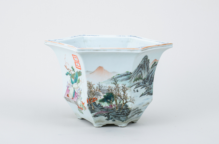 古玩陶瓷粉彩山水人物六方花盆真品鑒賞圖