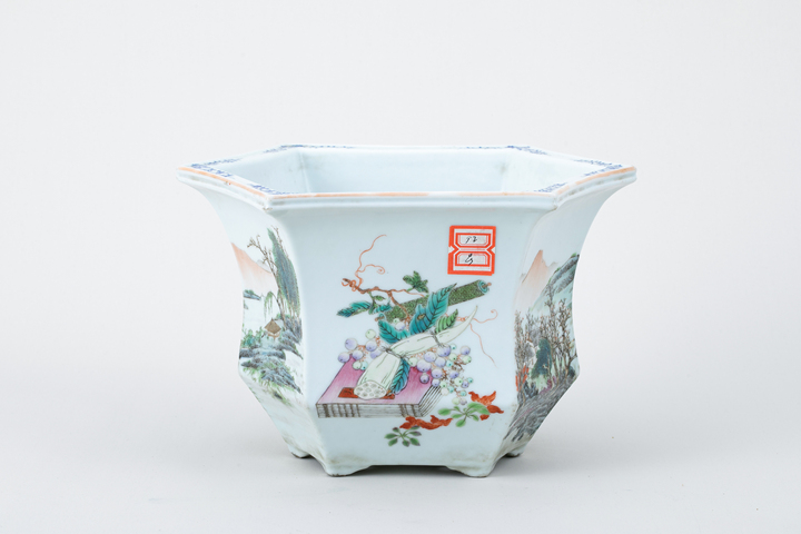 古玩陶瓷粉彩山水人物六方花盆真品鑒賞圖