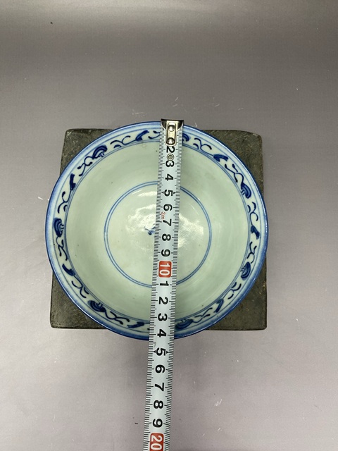 古玩陶瓷清嘉慶·纏枝蓮青花碗拍賣，當前價格389元