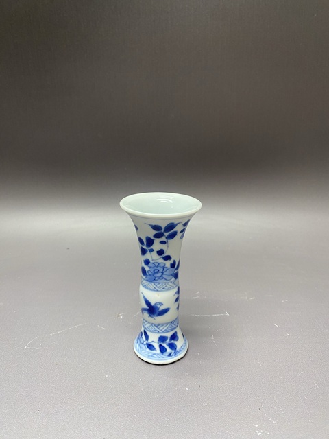 古玩陶瓷清康熙·花卉紋青花花觚拍賣，當前價格2000元