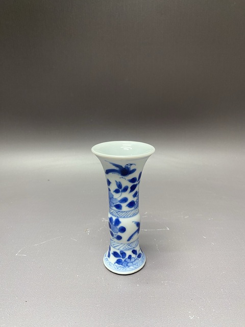 古玩陶瓷清康熙·花卉紋青花花觚拍賣，當前價格2000元