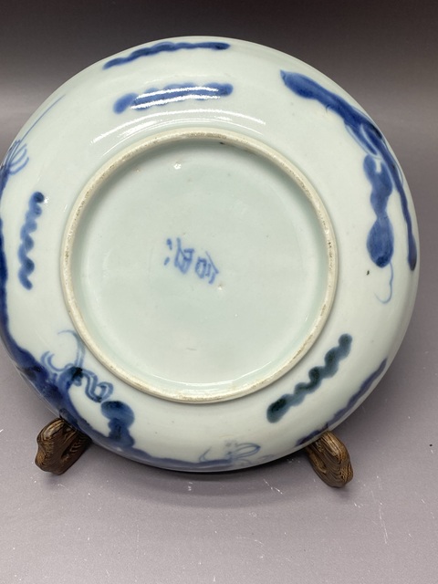 古玩陶瓷清中期·過墻龍·青花盤拍賣,當前價格1960元