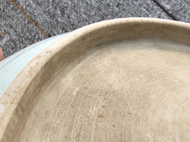 古玩陶瓷壽字紋梵字紋青花盤真品鑒賞圖
