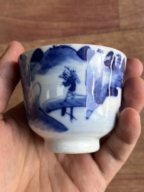 古玩陶瓷樵漁耕讀山水紋青花杯真品鑒賞圖