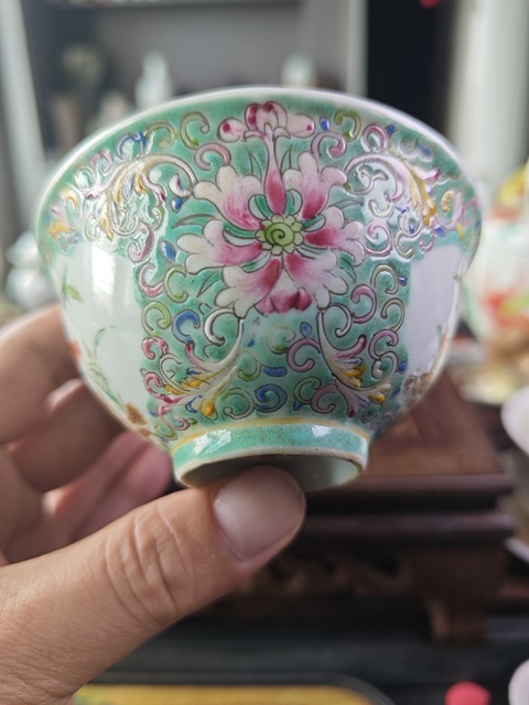 古玩陶瓷花果紋粉彩茶圓真品鑒賞圖