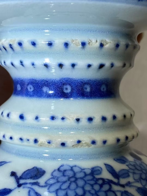 古玩陶瓷青花花卉紋斗真品鑒賞圖