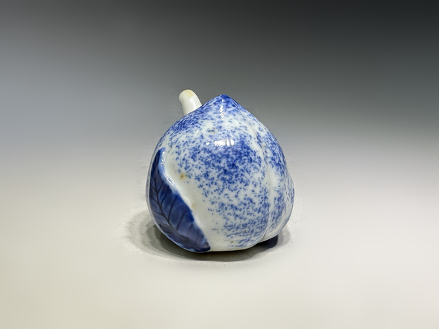 古玩陶瓷清末民初·青花桃形倒流壺水滴真品鑒賞圖