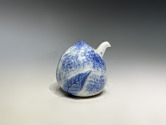 古玩陶瓷清末民初·青花桃形倒流壺水滴真品鑒賞圖