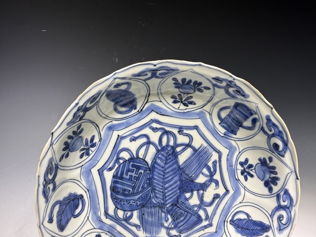 古玩陶瓷明晚期·青花雜寶紋盤真品鑒賞圖