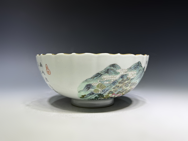古玩陶瓷(帶實物保真卡)清嘉慶·粉彩麻姑仙壇山水詩文碗拍賣,當前價格35000元