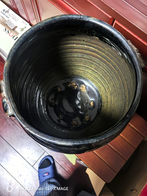 古玩陶瓷黑釉罐真品鑒賞圖