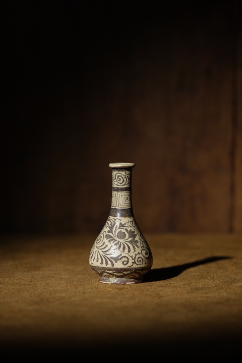 古玩陶瓷吉州窯彩繪小瓶真品鑒賞圖
