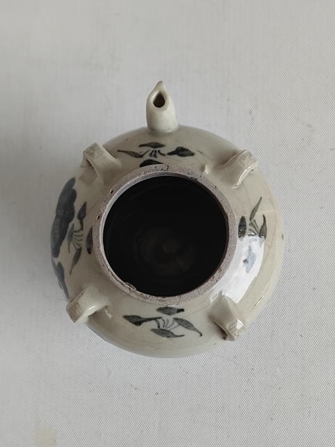 古玩陶瓷青花花卉詩文四系壺拍賣,當前價格450元