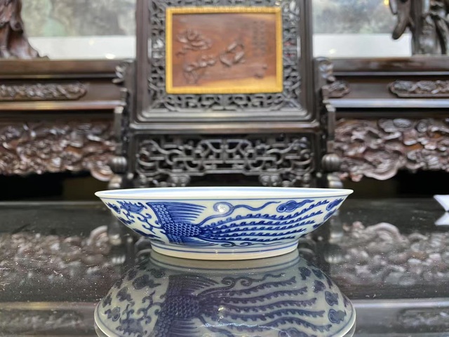 古玩陶瓷鸞鳳和鳴青花盤真品鑒賞圖