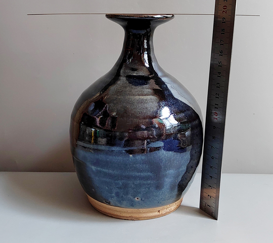 古玩陶瓷黑釉撇口瓶真品鑒賞圖