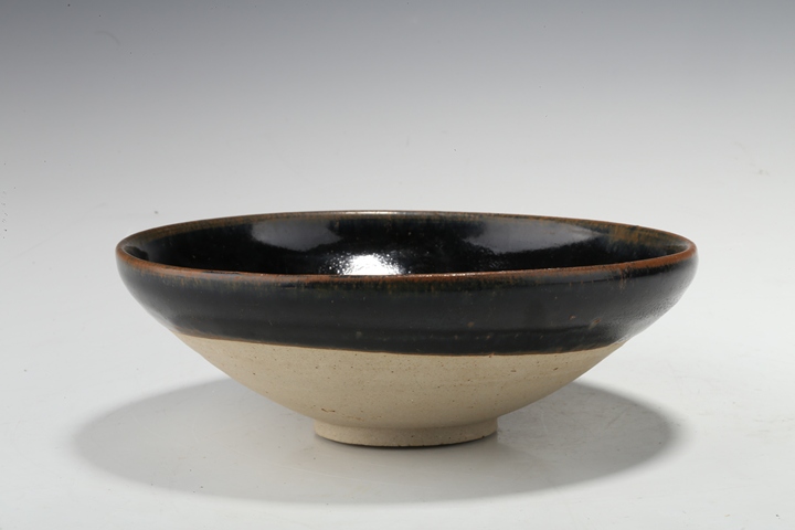 古玩陶瓷元代·黑釉碗真品鑒賞圖
