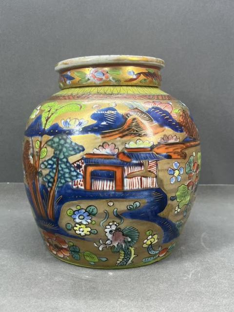古玩陶瓷青花加彩蓋罐真品鑒賞圖