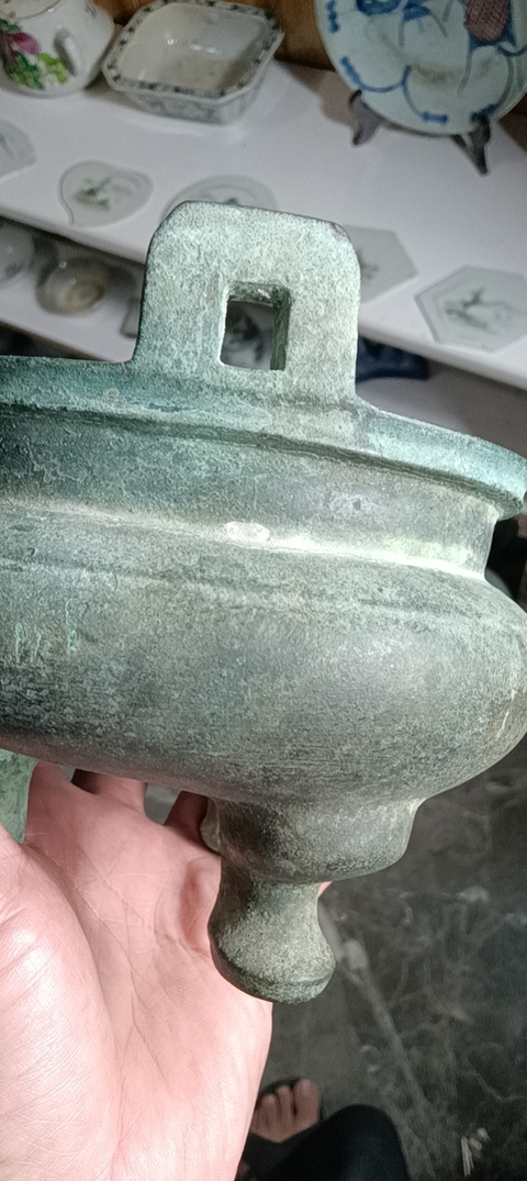 古玩銅器爐子真品鑒賞圖