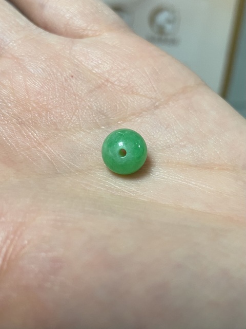 古玩玉器天然翡翠珠真品鑒賞圖